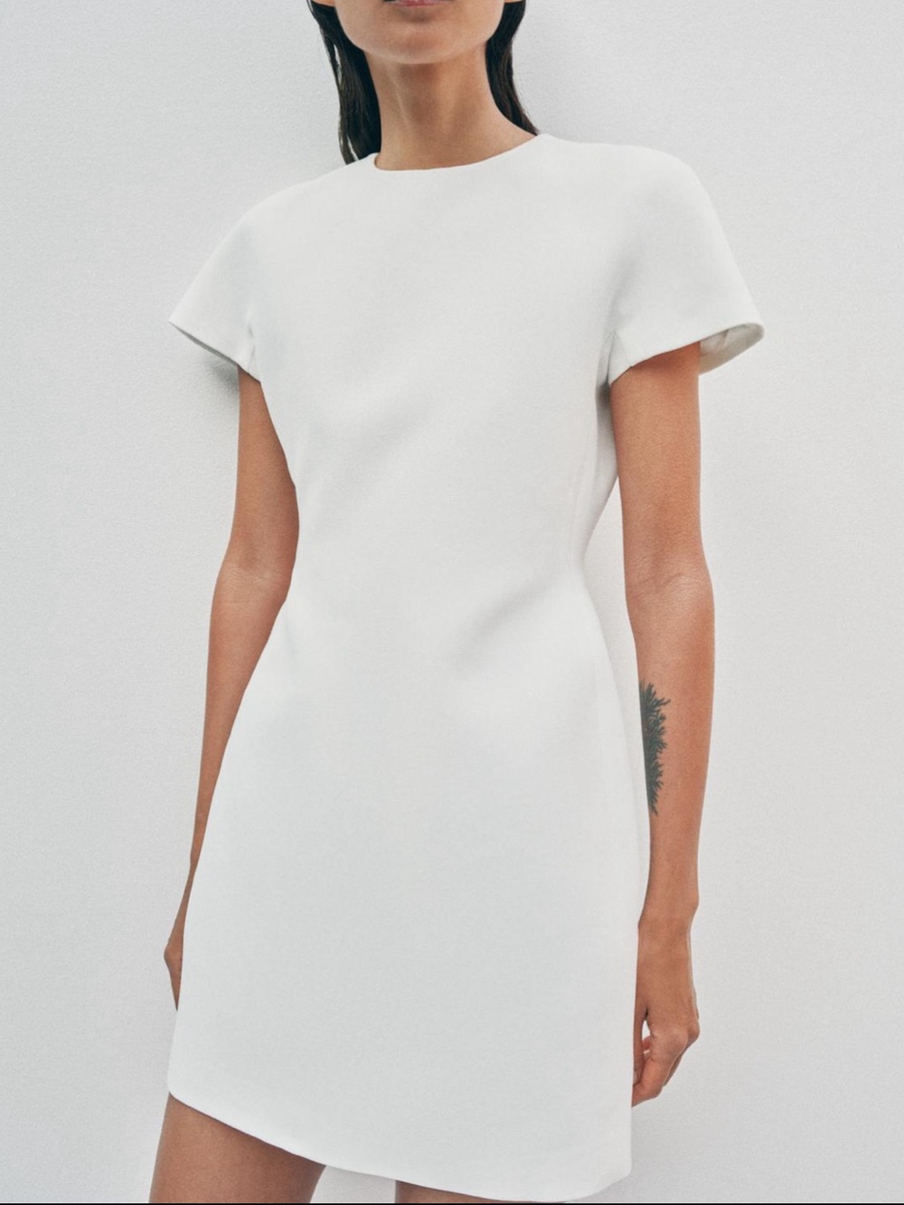 Zara Clean Cut White Short Sleeve Dress